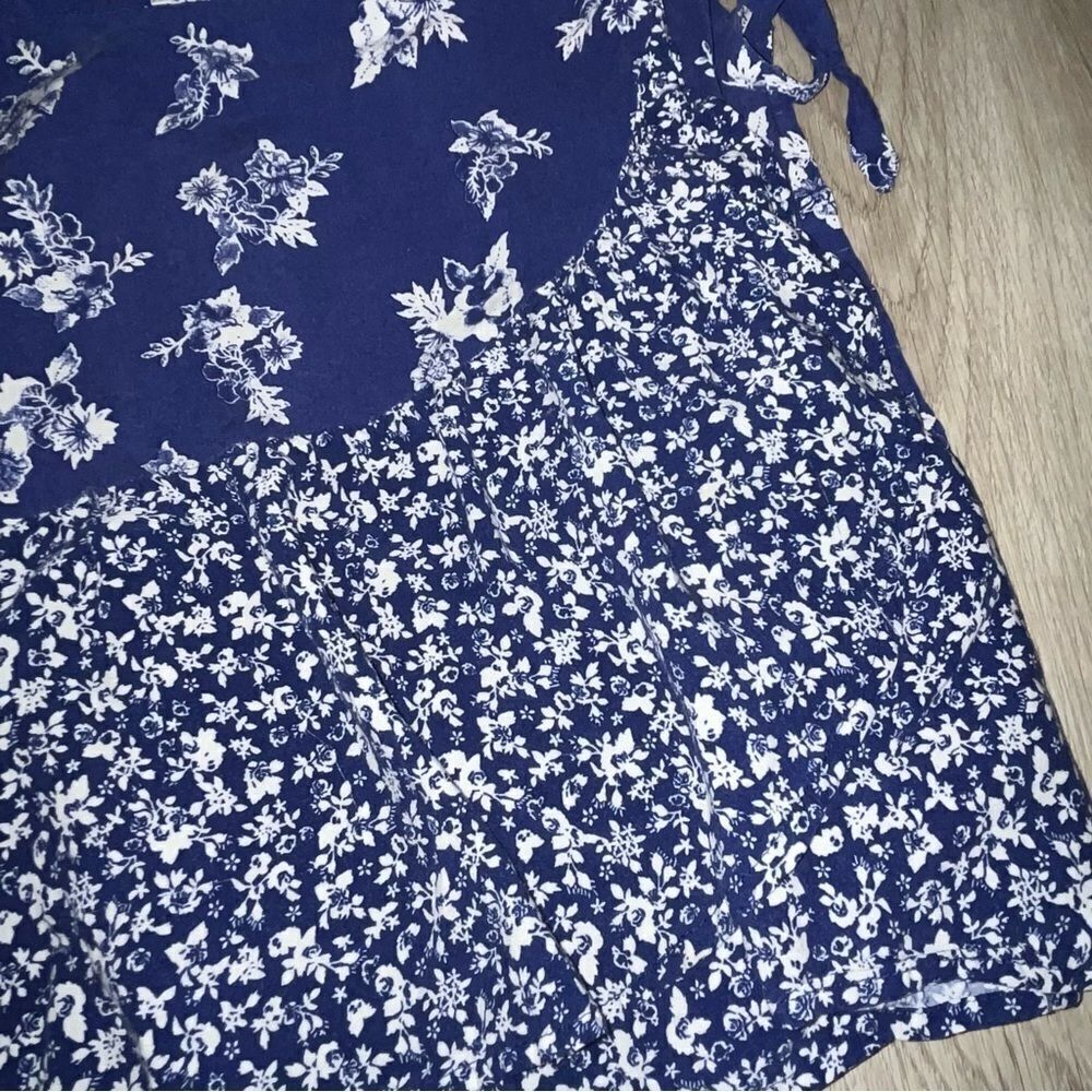 Blue Rain Blue & White Floral Wrap Skirt - Picture 3 of 10